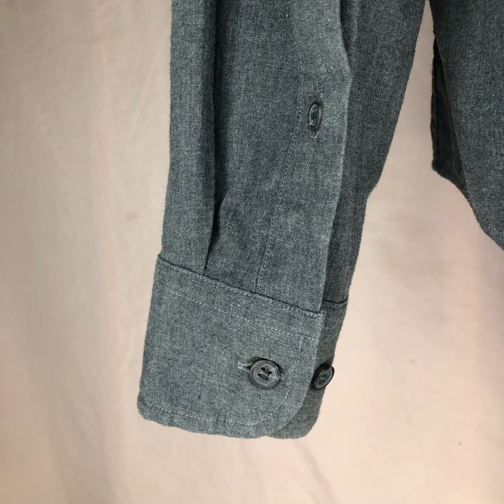 Ladies Long-Sleeve Button-Down Shirt - Charcoal Gray Size Small Banana Republic - Picture 5 of 13